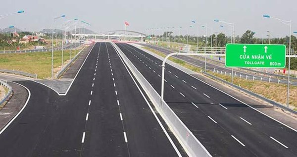 TRUNG TÂM GIÁO DỤC NGHỀ NGHIỆP VÀ SÁT HẠCH LÁI XE ĐẮK LẮK